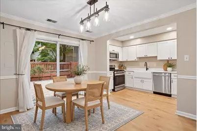 7563 Chrisland Cove, Falls Church, VA 22042 - Photo 5