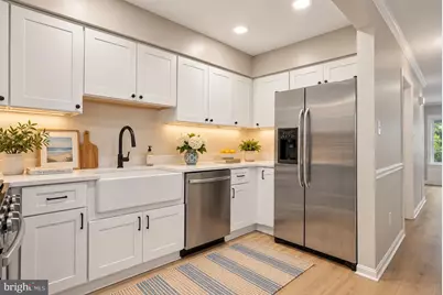 7563 Chrisland Cove, Falls Church, VA 22042 - Photo 7