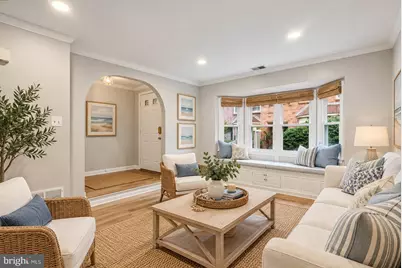 7563 Chrisland Cove, Falls Church, VA 22042 - Photo 3