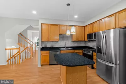 13653 Saint Johns Wood Place, Herndon, VA 20171 - Photo 17