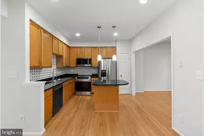 13653 Saint Johns Wood Place, Herndon, VA 20171 - Photo 15