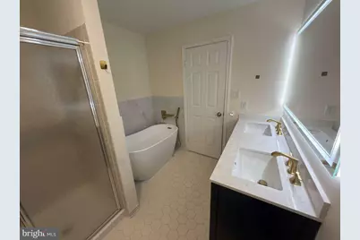 8201 Bell Lane, Vienna, VA 22182 - Photo 9