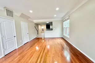 13135 Park Crescent Cir, Herndon, VA 20171 - Photo 3