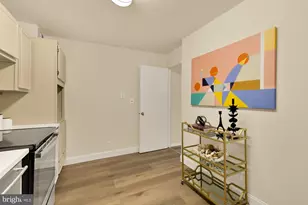 8360 Greensboro Dr, McLean, VA 22102 - Photo 17