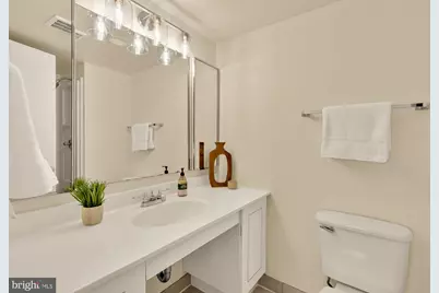 8360 Greensboro Drive #817, McLean, VA 22102 - Photo 21