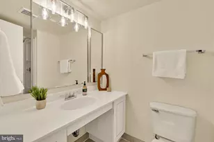 8360 Greensboro Dr, McLean, VA 22102 - Photo 21