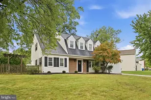 2116 Maleady Dr, Herndon, VA 20170 - Photo 3