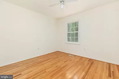 2850 Kelly Square, Vienna, VA 22181 - Photo 19