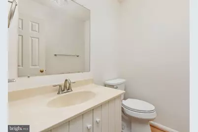 2850 Kelly Square, Vienna, VA 22181 - Photo 13