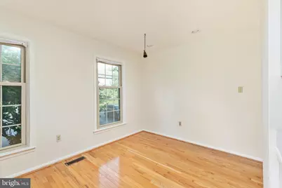 2850 Kelly Square, Vienna, VA 22181 - Photo 9