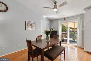 2913 Ashdown Forest Dr, Herndon, VA 20171 - Photo 15