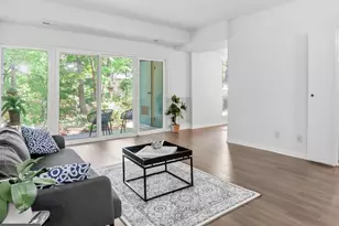 11809 Breton Ct, Reston, VA 20191 - Photo 5