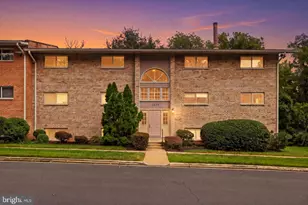 2839 Kalmia Lee Ct, Falls Church, VA 22042 - Photo 1