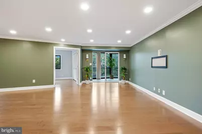 5903 Mount Eagle Drive #304, Alexandria, VA 22303 - Photo 5