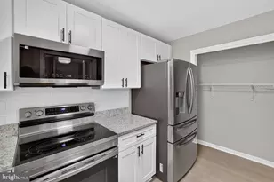 6104 St John Dr, Alexandria, VA 22310 - Photo 9