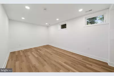 6932 Chestnut Avenue, Falls Church, VA 22042 - Photo 31