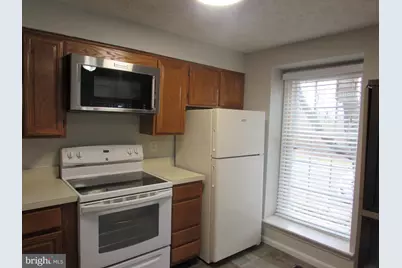 1663 Poplar Grove Drive, Reston, VA 20194 - Photo 11