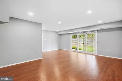 204 Park Terrace Court SE #24, Vienna, VA 22180 - Photo 11