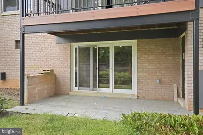 204 Park Terrace Court SE #24, Vienna, VA 22180 - Photo 17