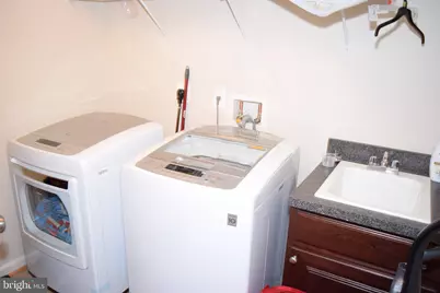 3791 Louise Avenue, Chantilly, VA 20151 - Photo 47