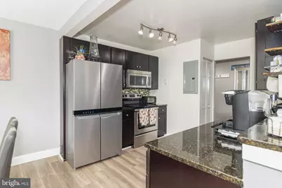 611 Center Street #104, Herndon, VA 20170 - Photo 3