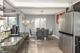 611 Center St, Herndon, VA 20170 - Photo 5
