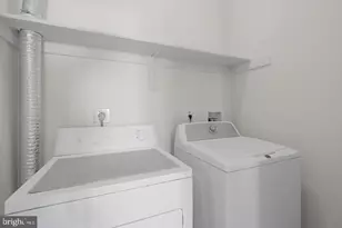 2542 Logan Wood, Herndon, VA 20171 - Photo 17