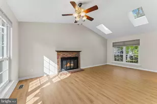 1465 Kingstream Dr, Herndon, VA 20170 - Photo 3