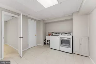 1465 Kingstream Dr, Herndon, VA 20170 - Photo 27