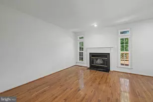 6941 Compton Ln, Centreville, VA 20121 - Photo 9