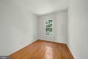 6941 Compton Ln, Centreville, VA 20121 - Photo 19