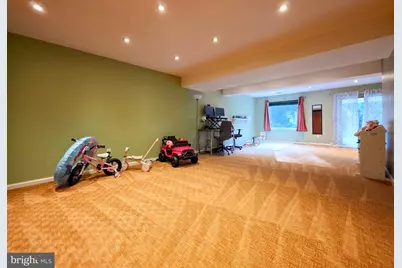 9910 Kingsbridge Drive, Fairfax, VA 22031 - Photo 23
