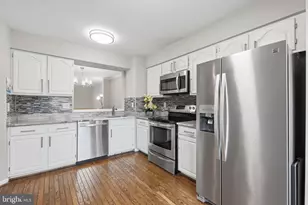 6303 Mary Todd Ct, Centreville, VA 20121 - Photo 5