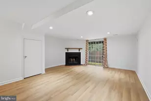 6303 Mary Todd Ct, Centreville, VA 20121 - Photo 29