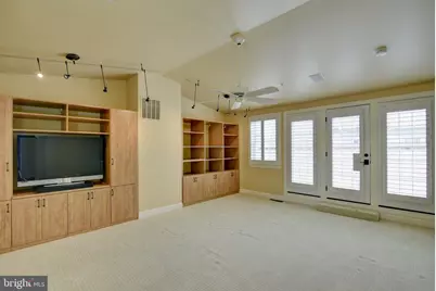 12198 Chancery Station Circle, Reston, VA 20190 - Photo 13