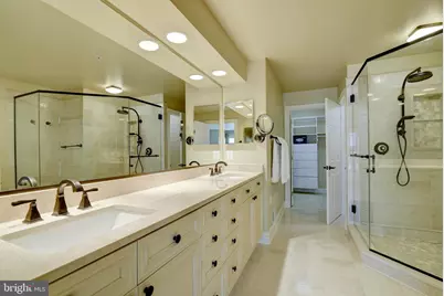 12198 Chancery Station Circle, Reston, VA 20190 - Photo 19