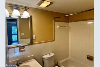 5600 Bloomfield Drive #203, Alexandria, VA 22312 - Photo 7