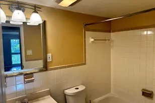 5600 Bloomfield Dr, Alexandria, VA 22312 - Photo 7