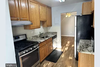 5600 Bloomfield Drive #203, Alexandria, VA 22312 - Photo 3