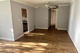 5600 Bloomfield Dr, Alexandria, VA 22312 - Photo 1