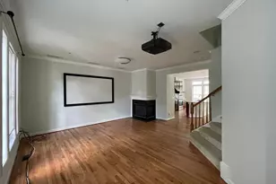 8141 Skelton Cir, Falls Church, VA 22042 - Photo 9