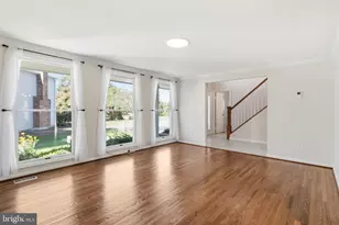 3894 Plum Run Ct, Fairfax, VA 22033 - Photo 13