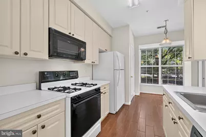 5921 Founders Crossing Court #202, Alexandria, VA 22310 - Photo 13