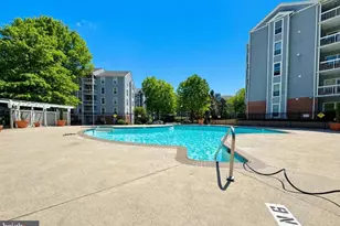3176 Summit Square Dr, Oakton, VA 22124 - Photo 15