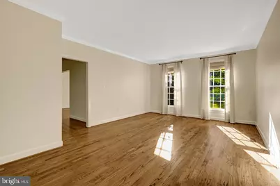 10898 Featherfield Court, Fairfax, VA 22030 - Photo 13