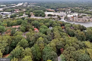 2003 Upper Lake Dr, Reston, VA 20191 - Photo 63