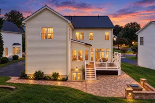 13803 Cutleaf Ct, Chantilly, VA 20151 - Photo 3