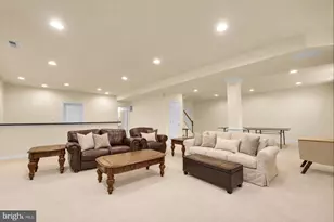 13803 Cutleaf Ct, Chantilly, VA 20151 - Photo 37