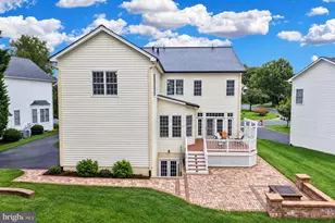 13803 Cutleaf Ct, Chantilly, VA 20151 - Photo 5