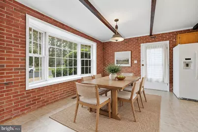 8416 Stonewall Drive, Vienna, VA 22180 - Photo 3